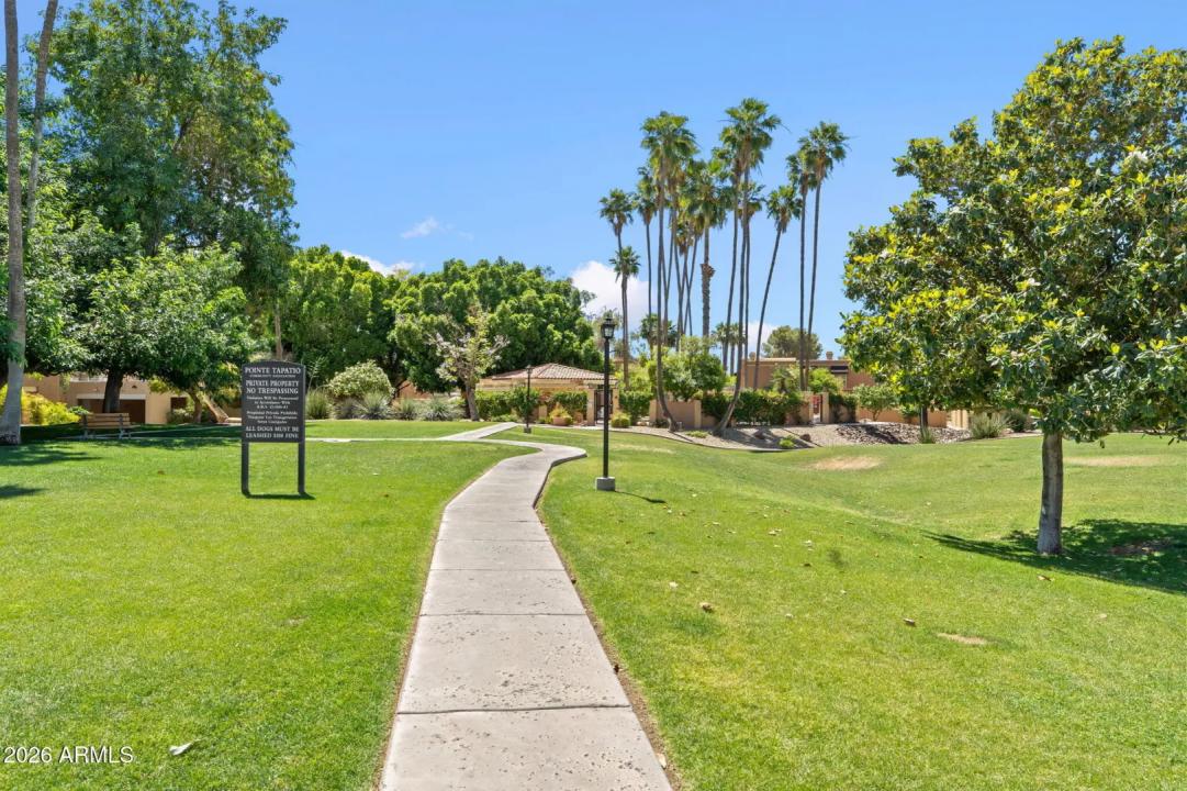 Real Estate Picture 24