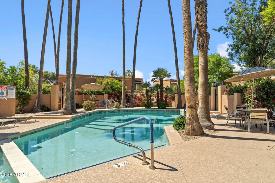 Real Estate Picture 25