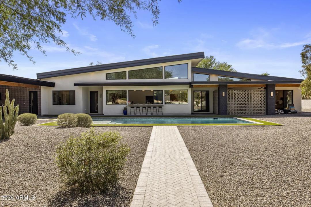Real Estate Picture 50