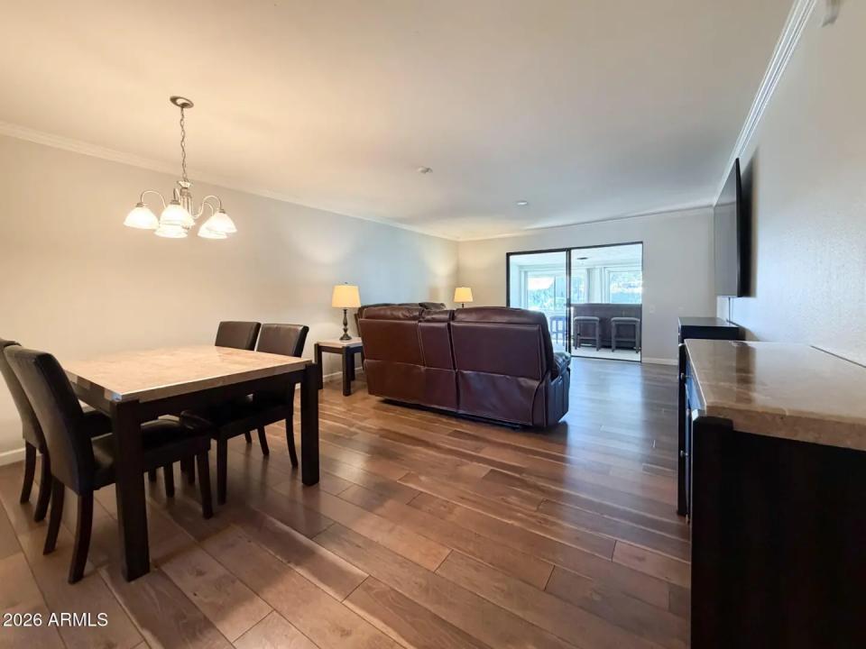 Real Estate Picture 5