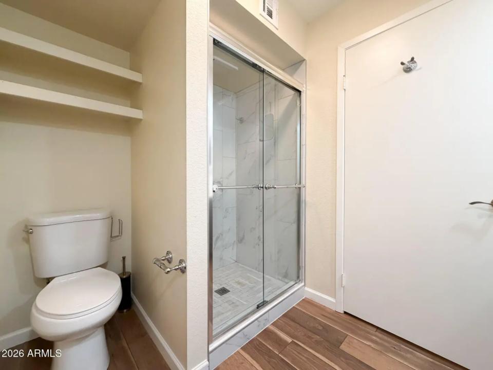 Real Estate Picture 9