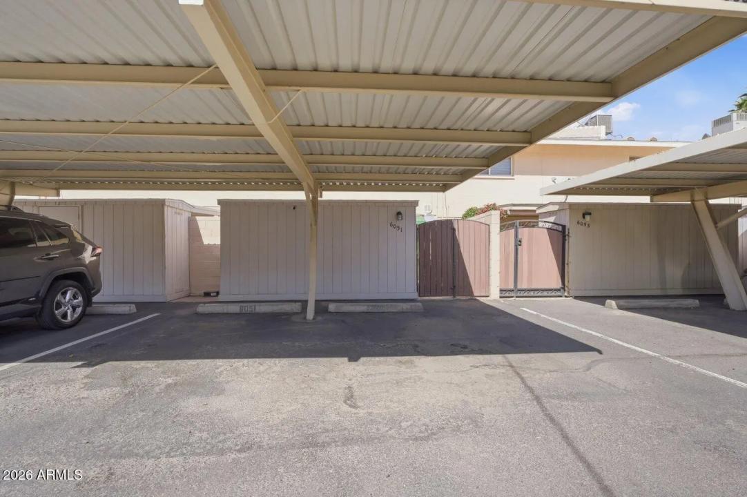 Real Estate Picture 21