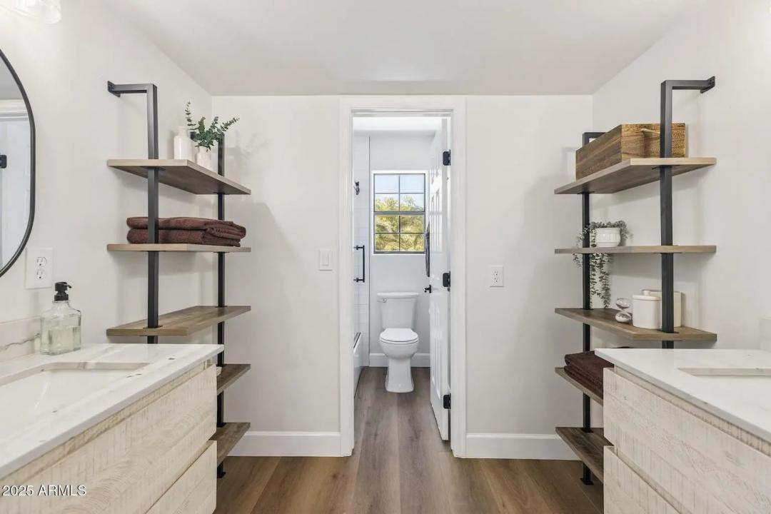 Real Estate Picture 19