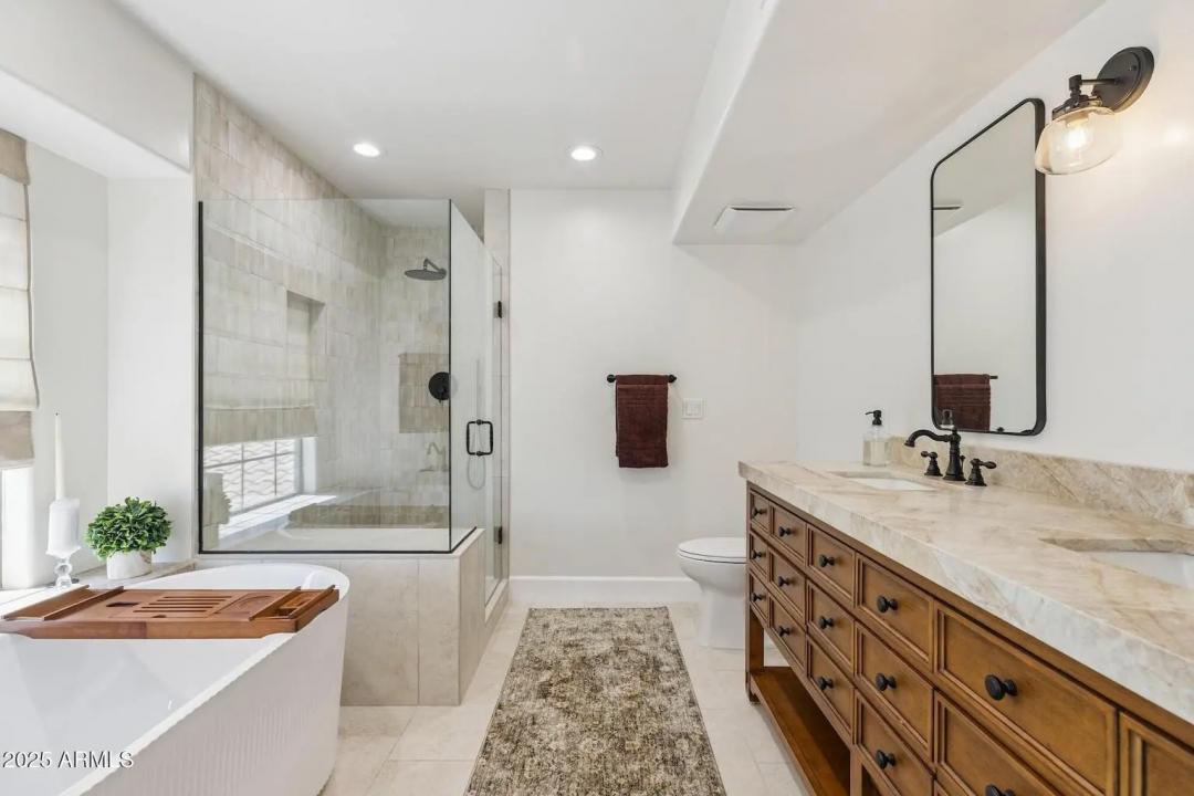 Real Estate Picture 25