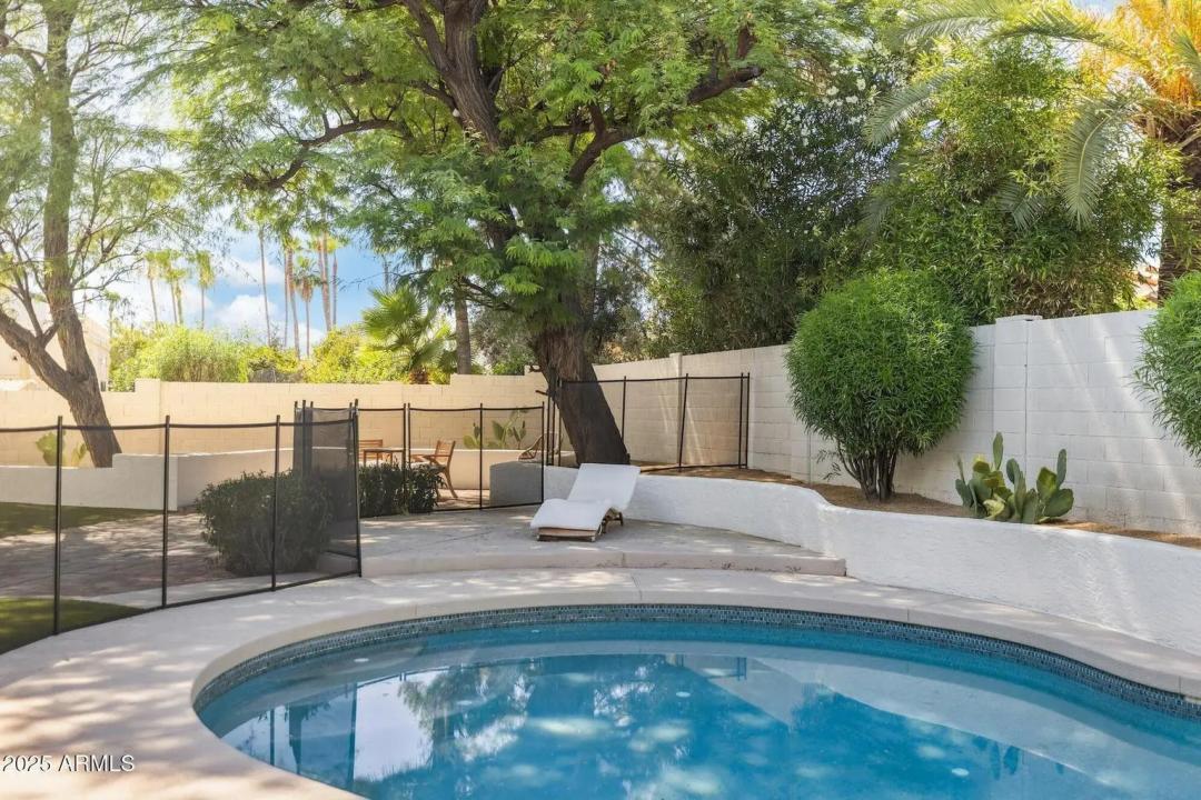 Real Estate Picture 28