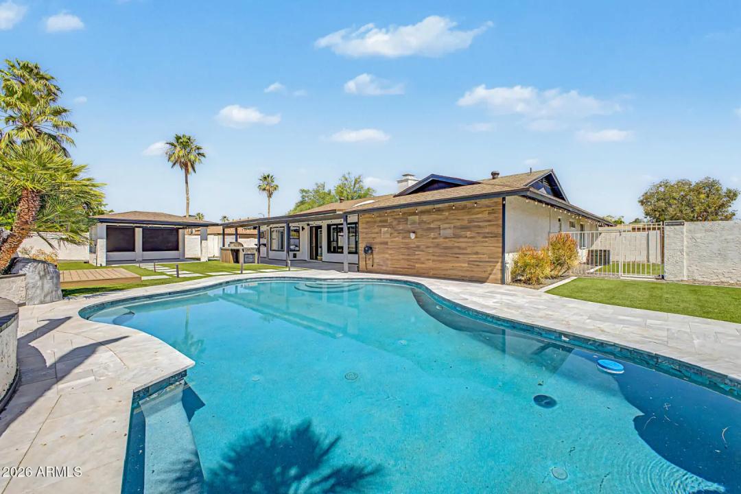 Real Estate Picture 27