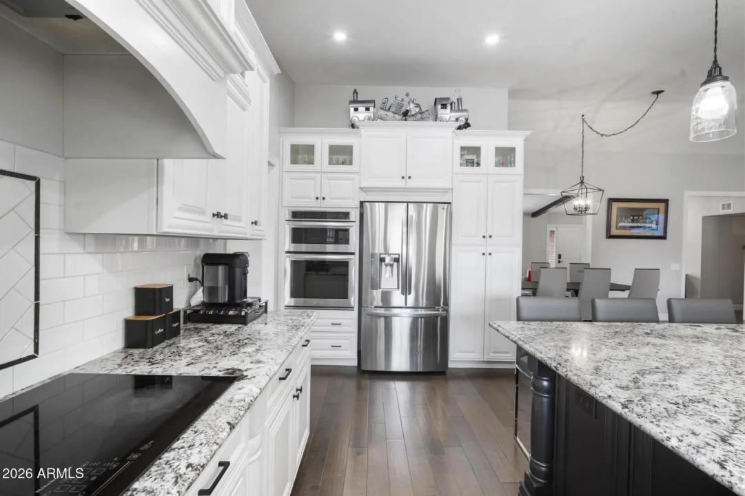 Real Estate Picture 20