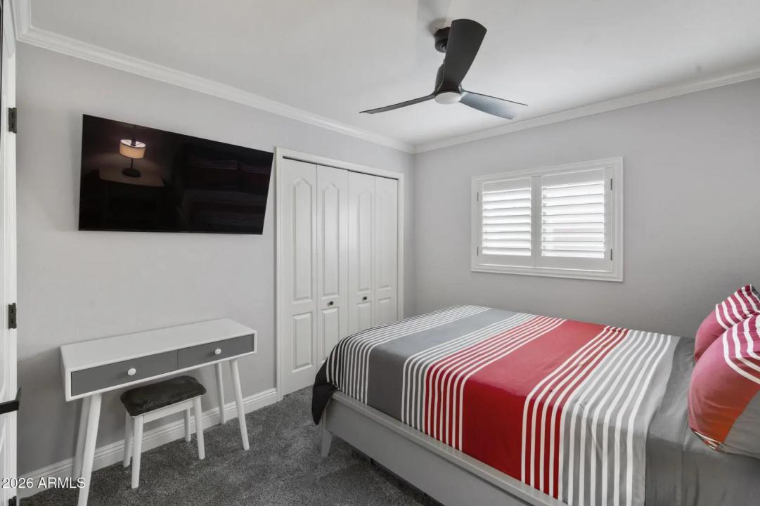 Real Estate Picture 26