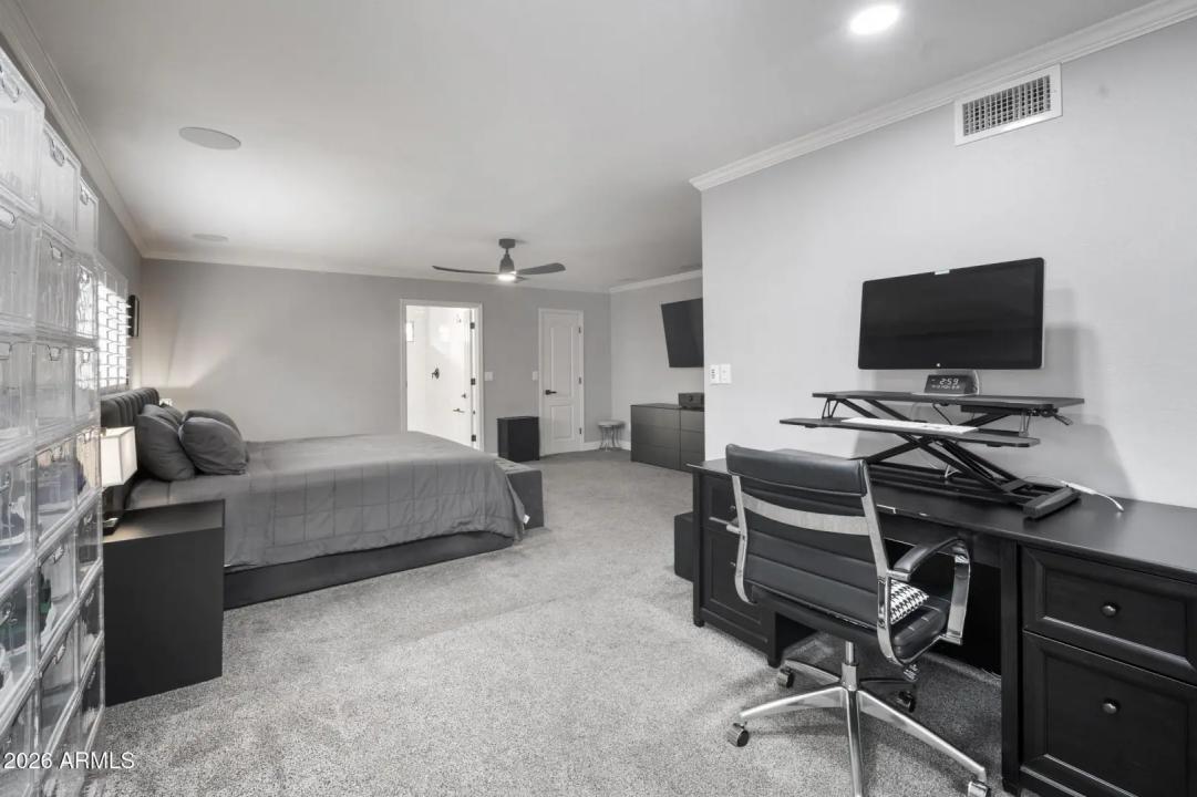 Real Estate Picture 35