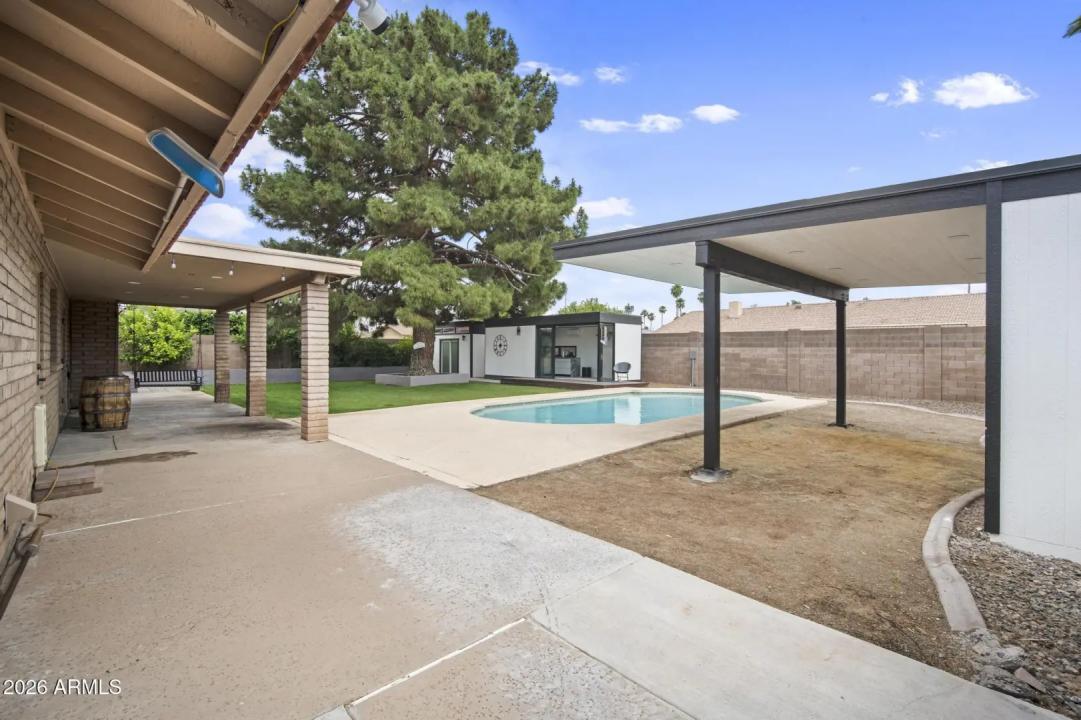 Real Estate Picture 43