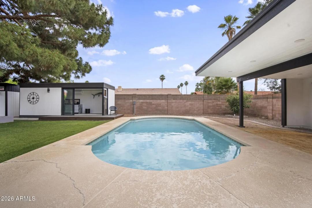 Real Estate Picture 45