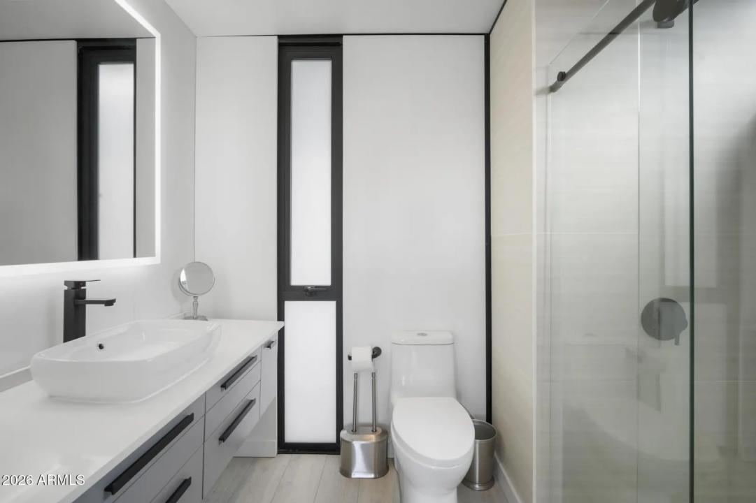 Real Estate Picture 53