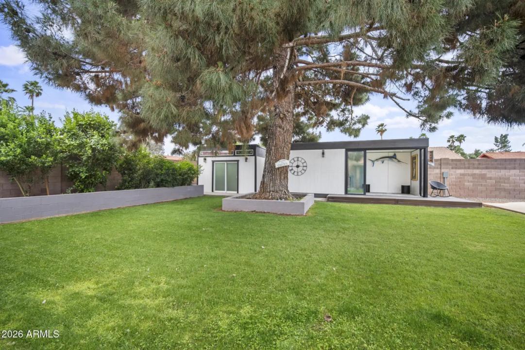 Real Estate Picture 60