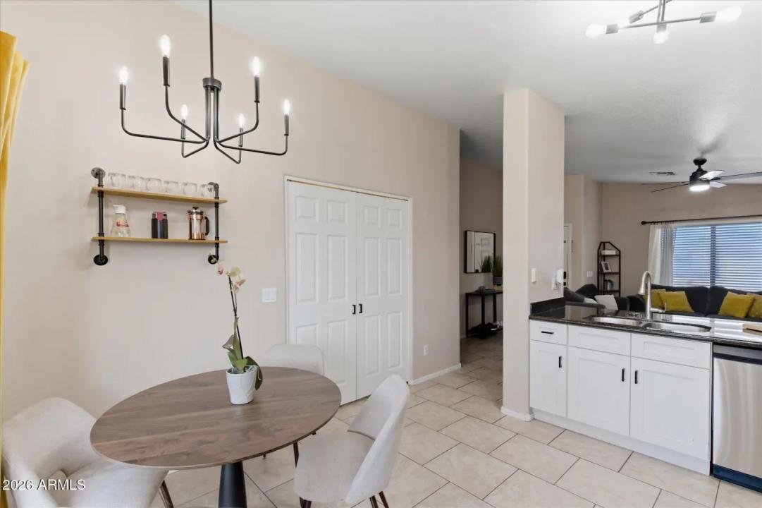 Real Estate Picture 13