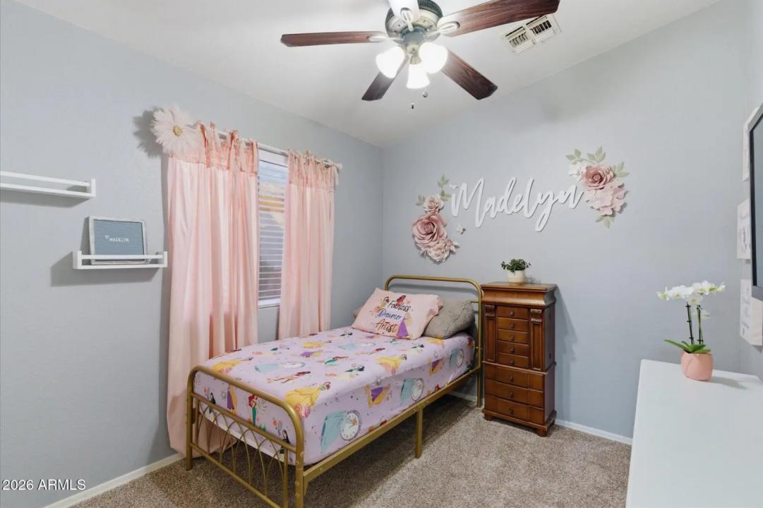 Real Estate Picture 19