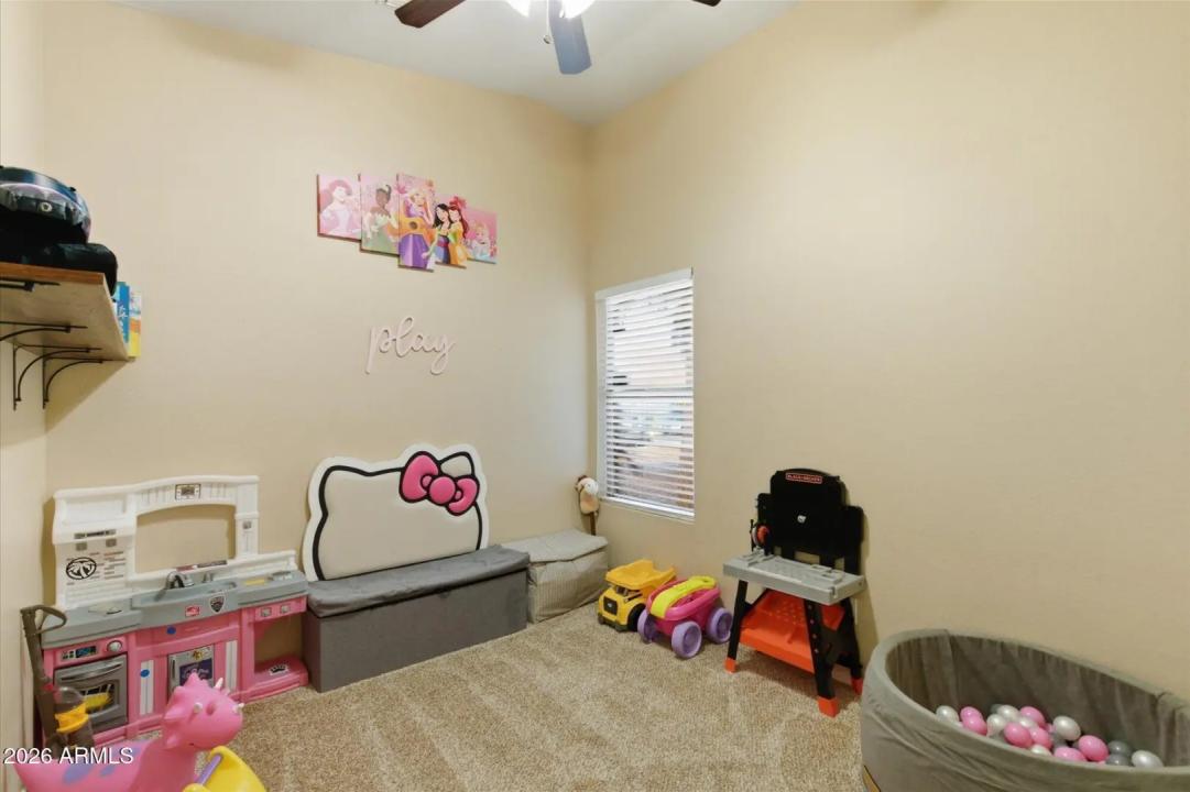 Real Estate Picture 21