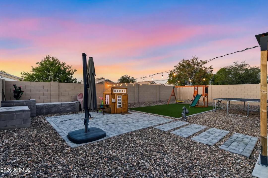 Real Estate Picture 25