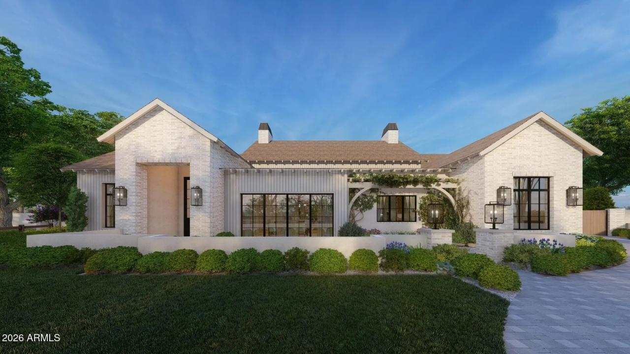 Real Estate Picture 3