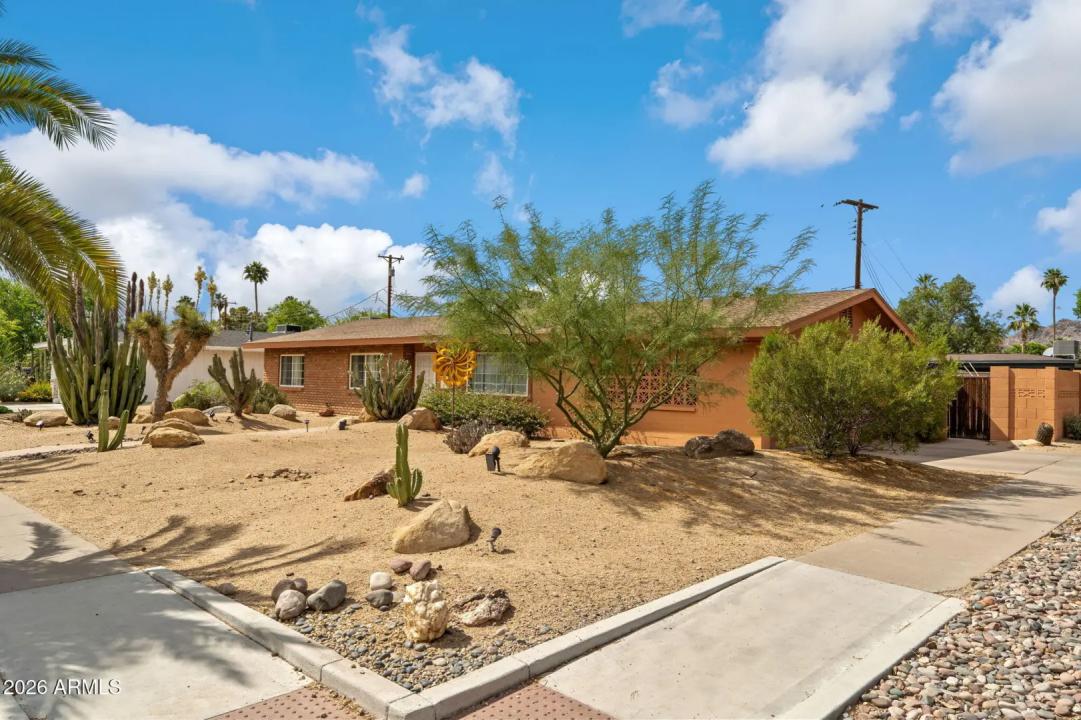 Real Estate Picture 2