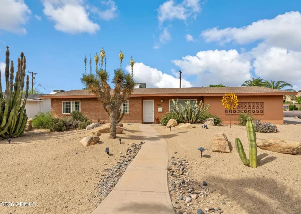 Real Estate Picture 1