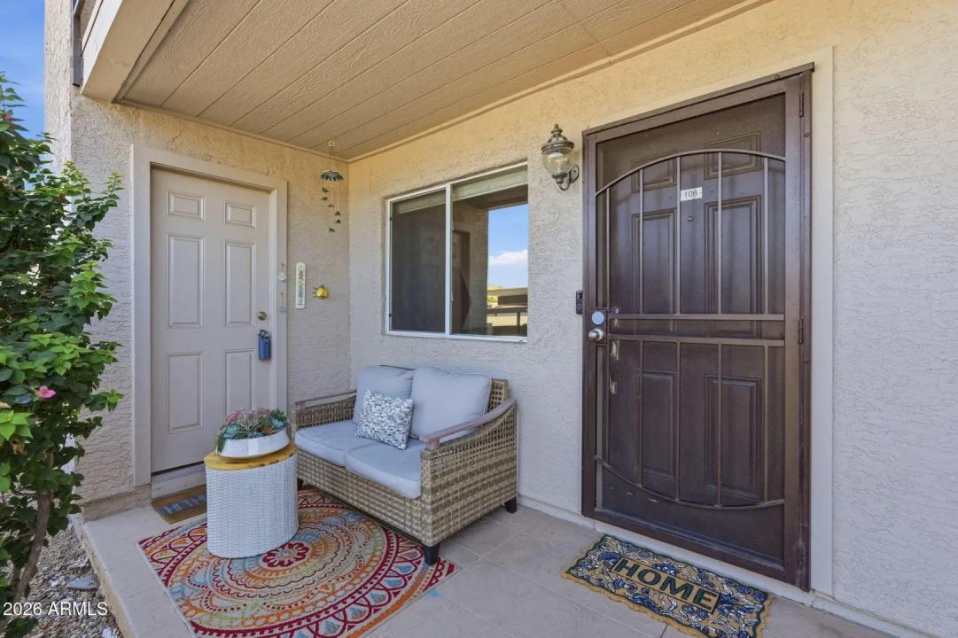 Real Estate Picture 3