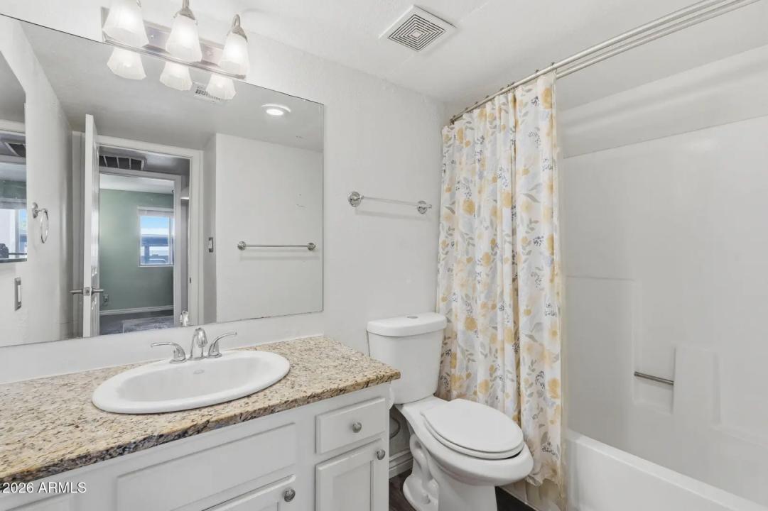 Real Estate Picture 21