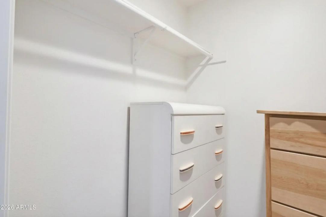 Real Estate Picture 16