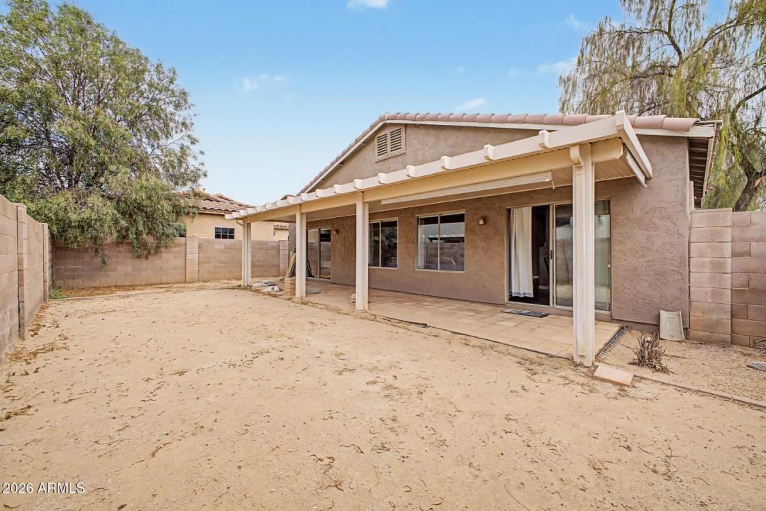 Real Estate Picture 23