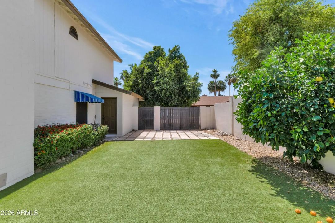 Real Estate Picture 27