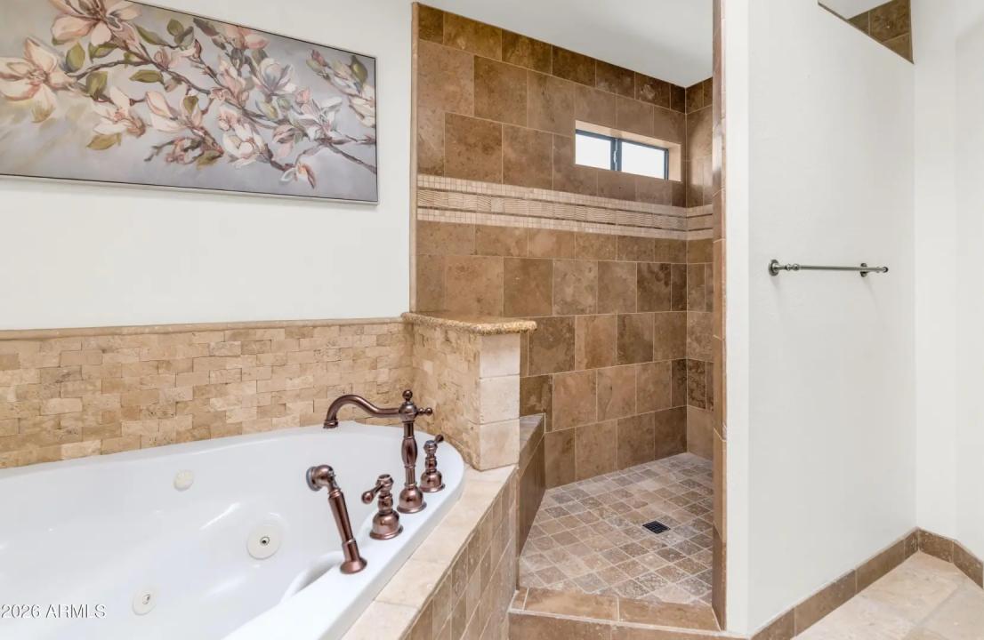 Real Estate Picture 19