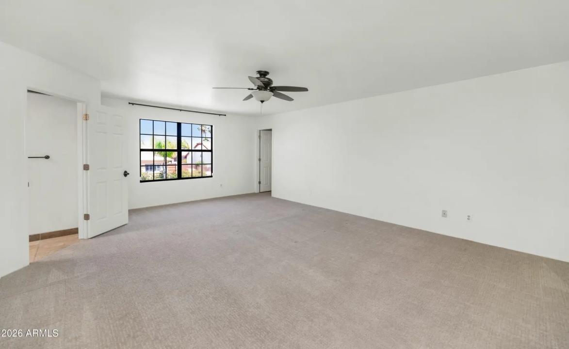 Real Estate Picture 14