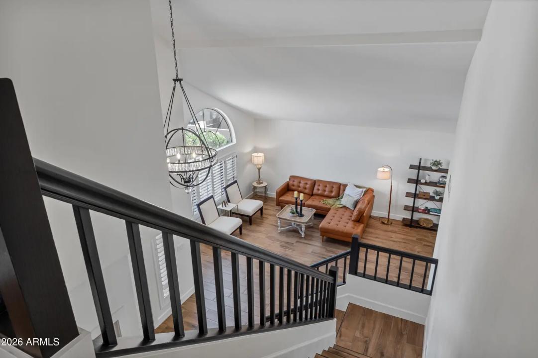 Real Estate Picture 10