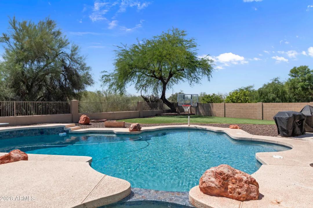 Real Estate Picture 31