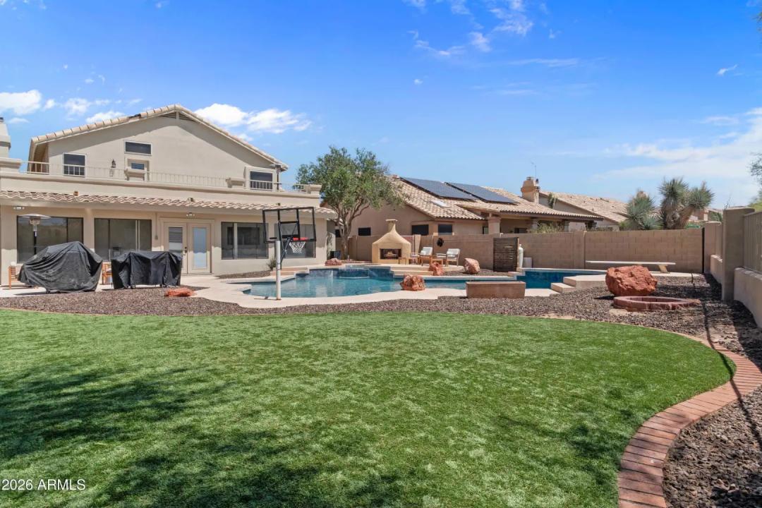 Real Estate Picture 33