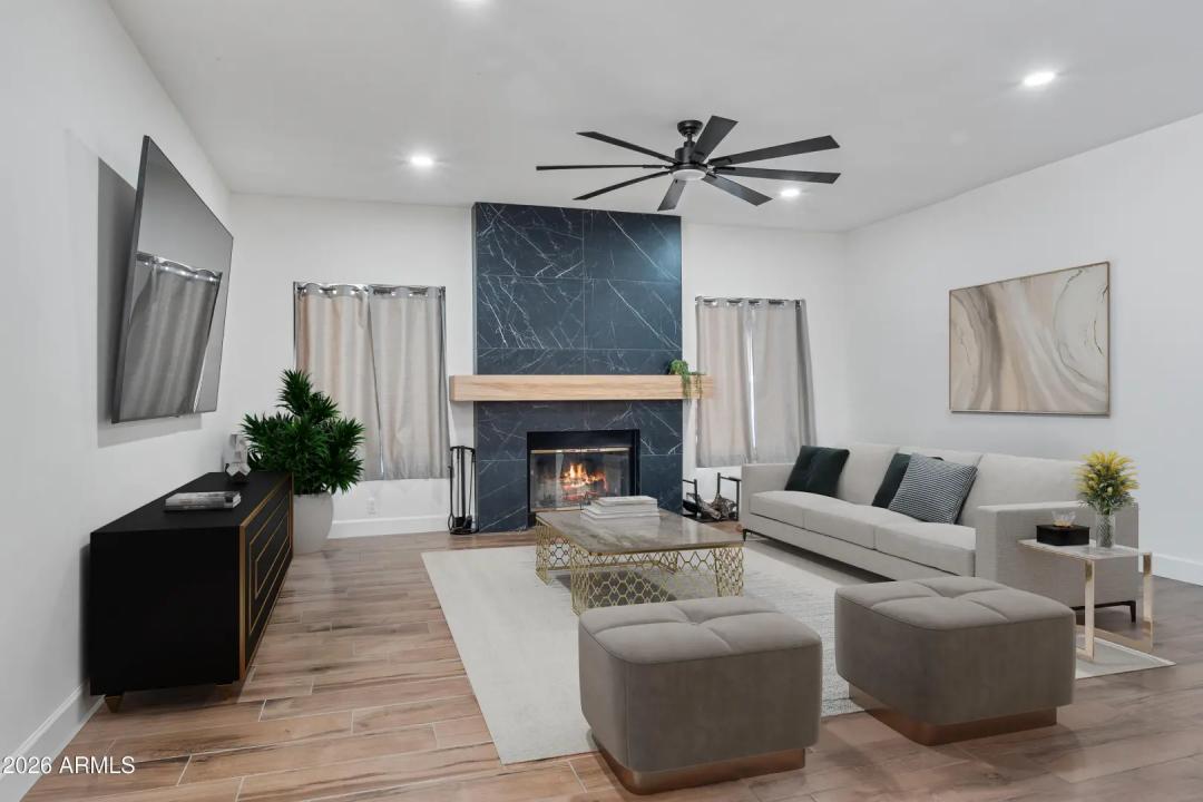 Real Estate Picture 6