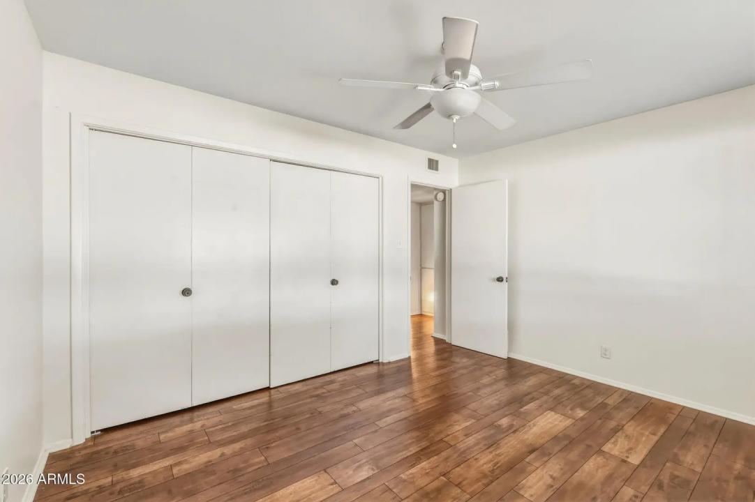 Real Estate Picture 13