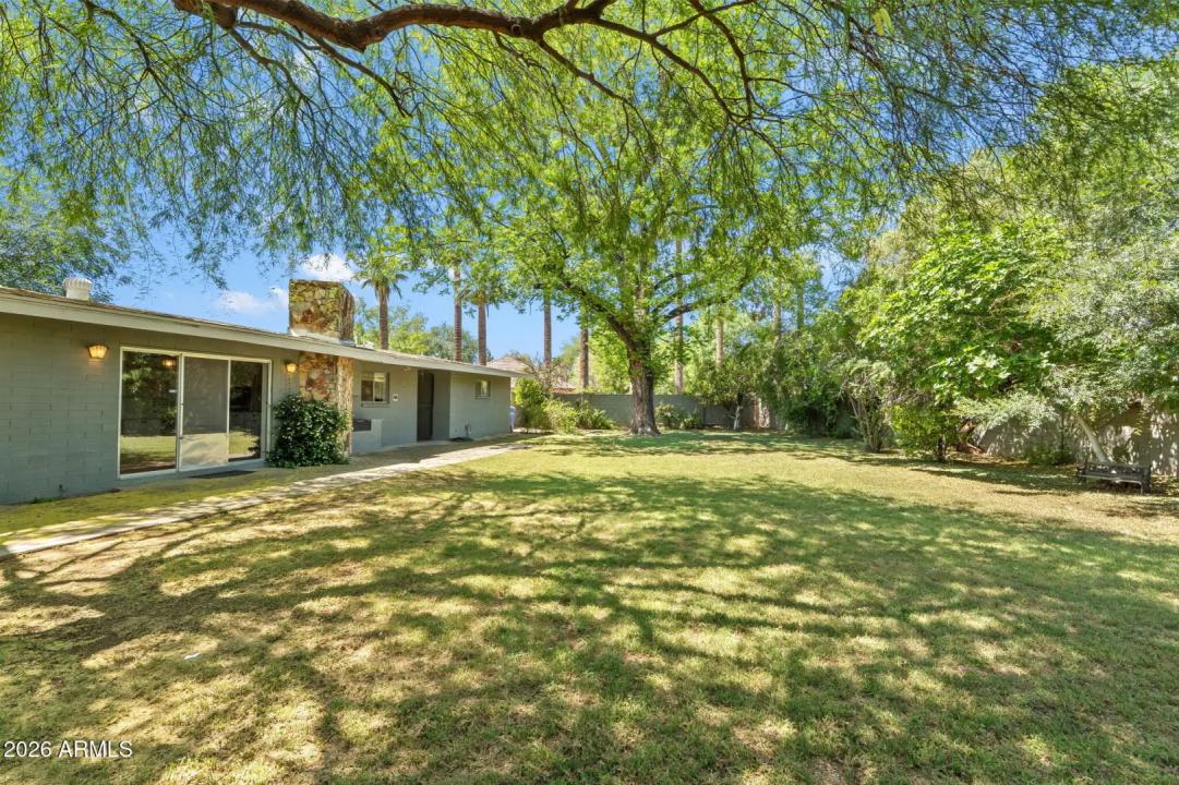 Real Estate Picture 19