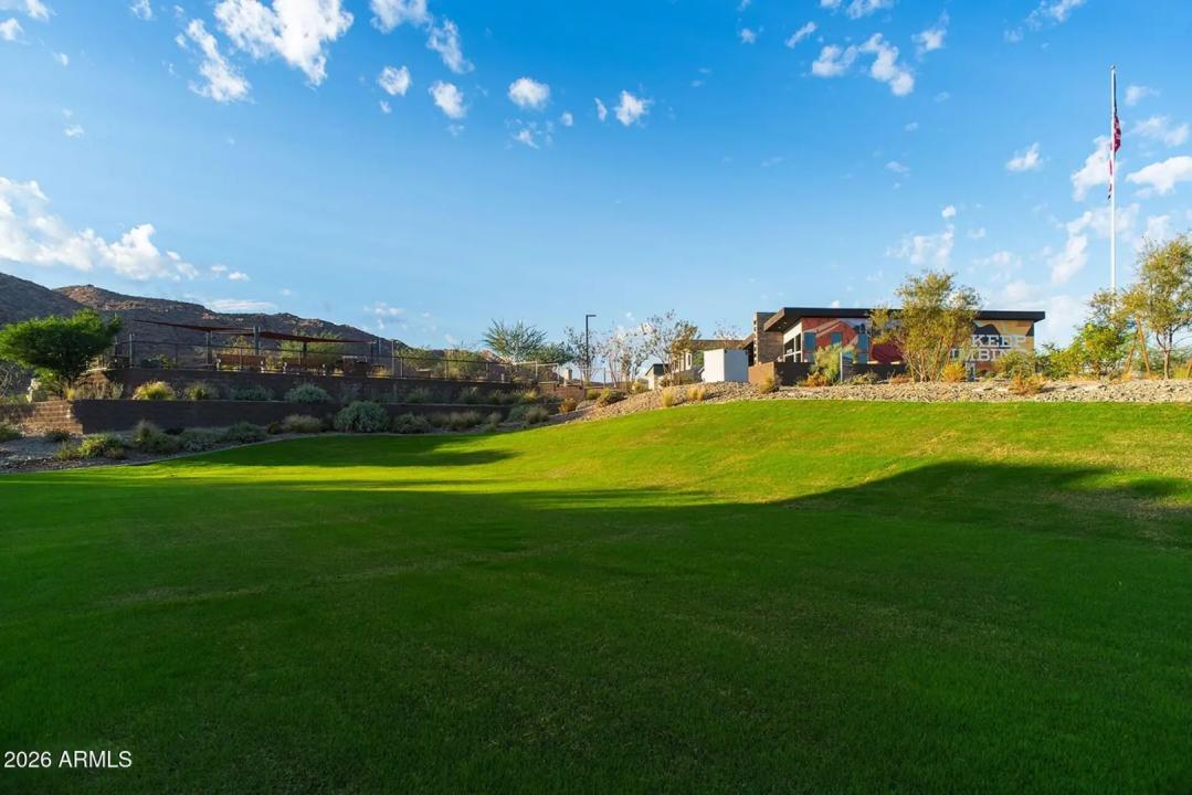 Real Estate Picture 45