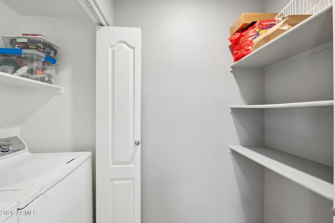 Real Estate Picture 18