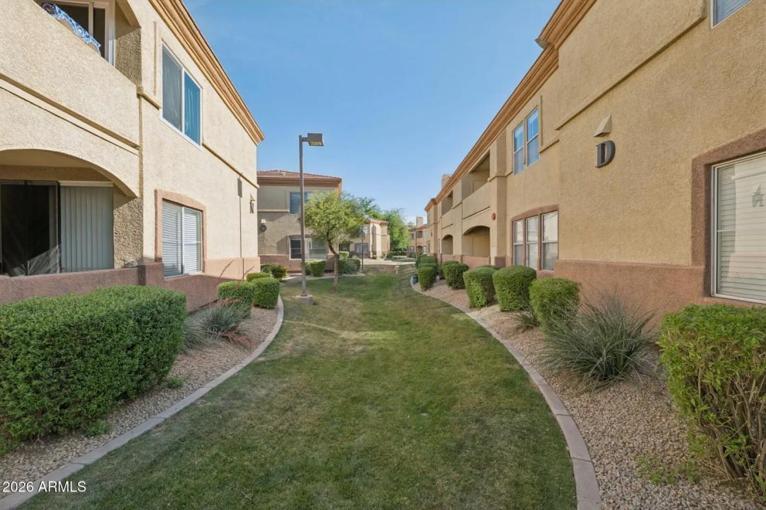 Real Estate Picture 20