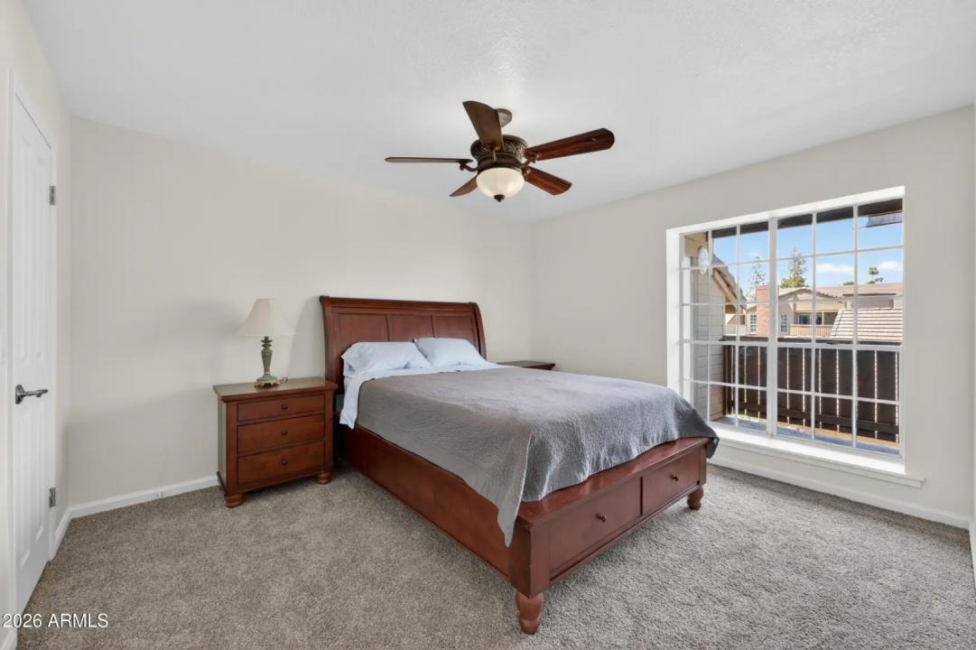 Real Estate Picture 13