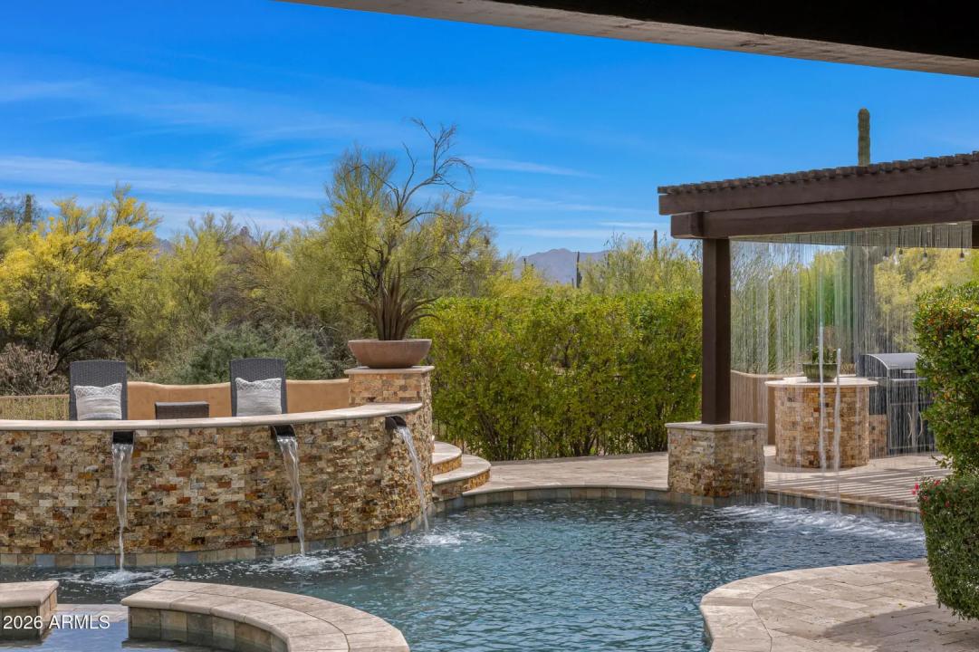 Real Estate Picture 29