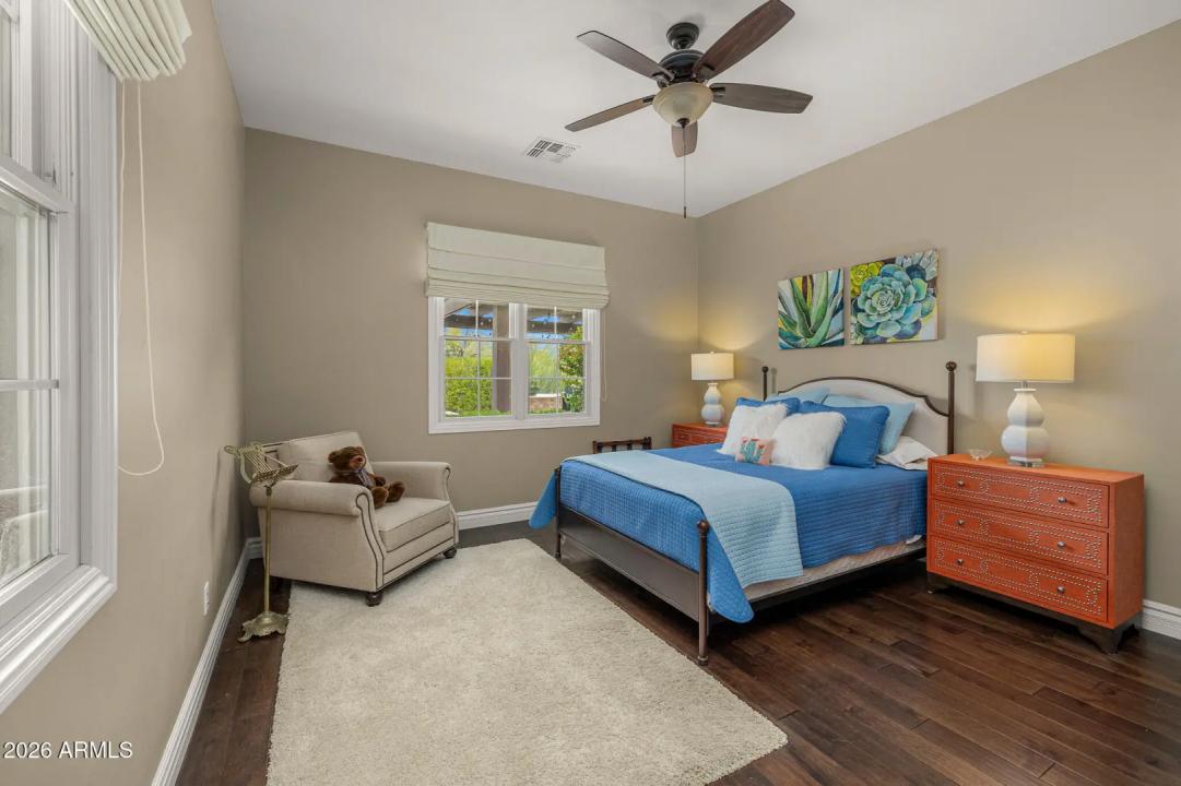 Real Estate Picture 21