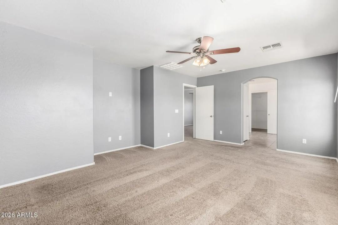 Real Estate Picture 15