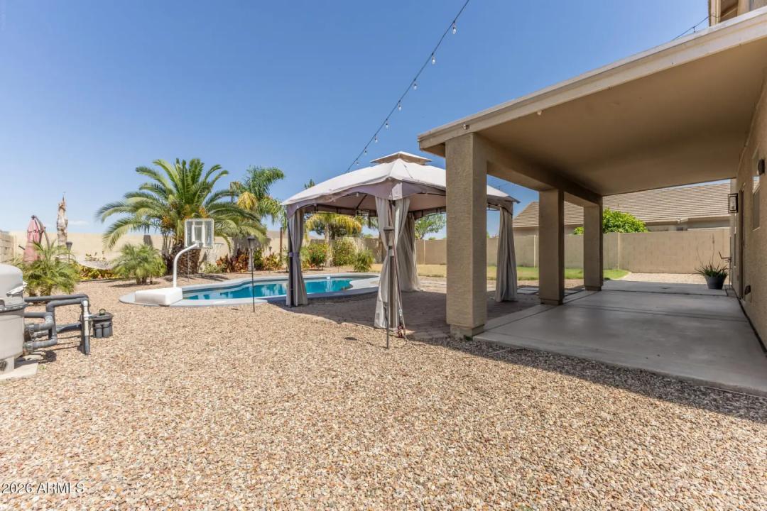 Real Estate Picture 31