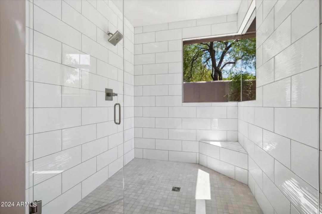 Real Estate Picture 26