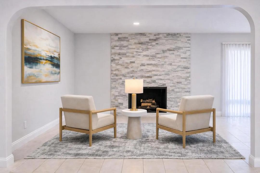 Real Estate Picture 4