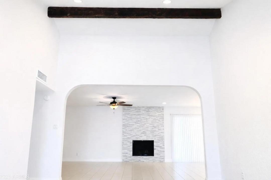 Real Estate Picture 32