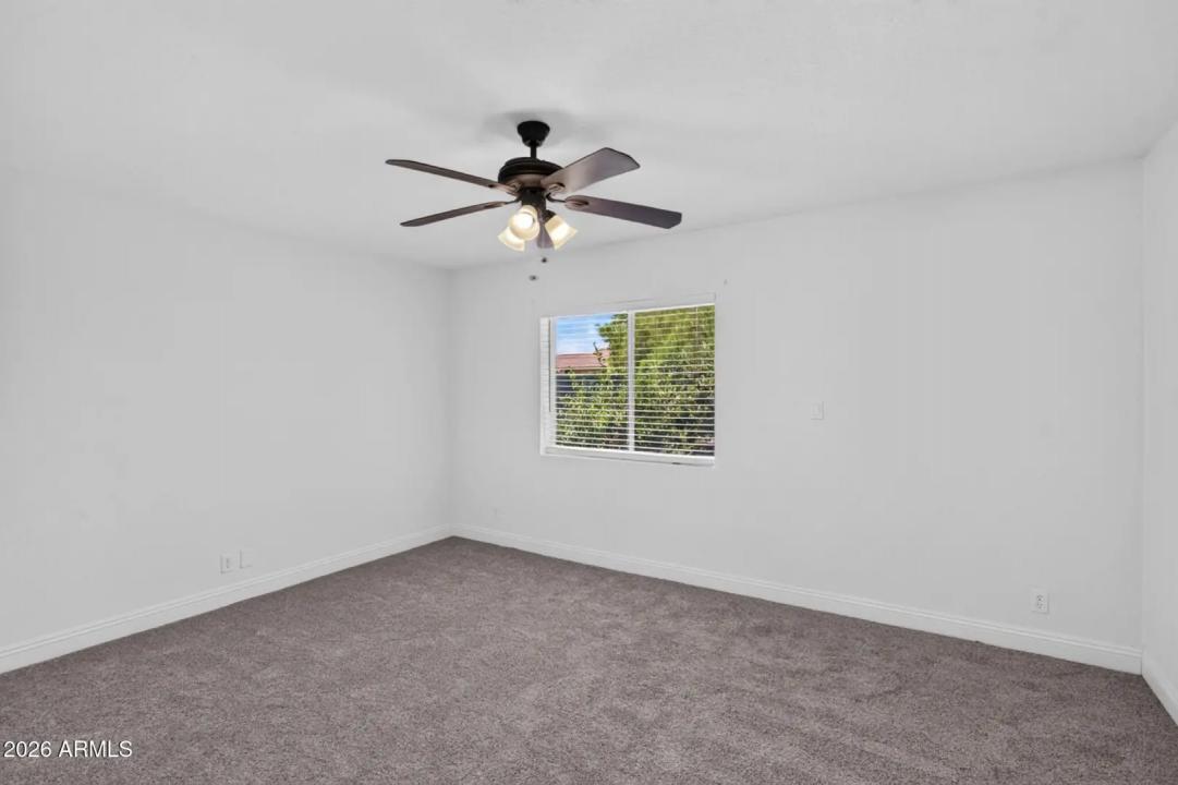 Real Estate Picture 15