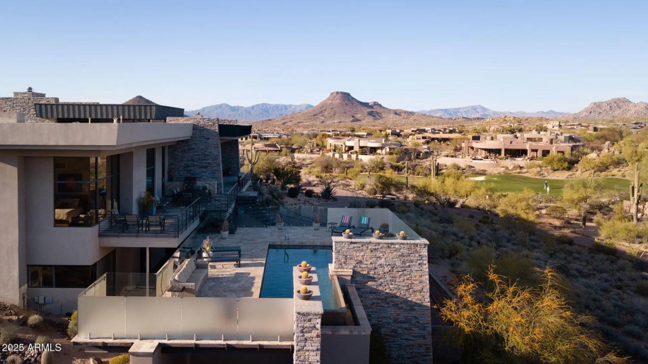 Real Estate Picture 2